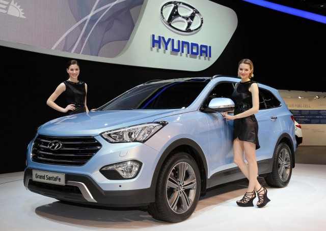 Hyundai’s New Grand Santa Fe 2013 (1).jpg